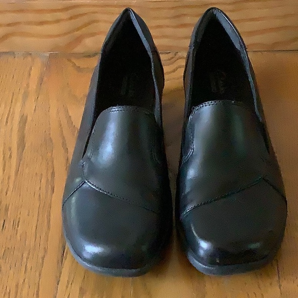 Clarks Slip On Black Loafer Shoes Size 8 M